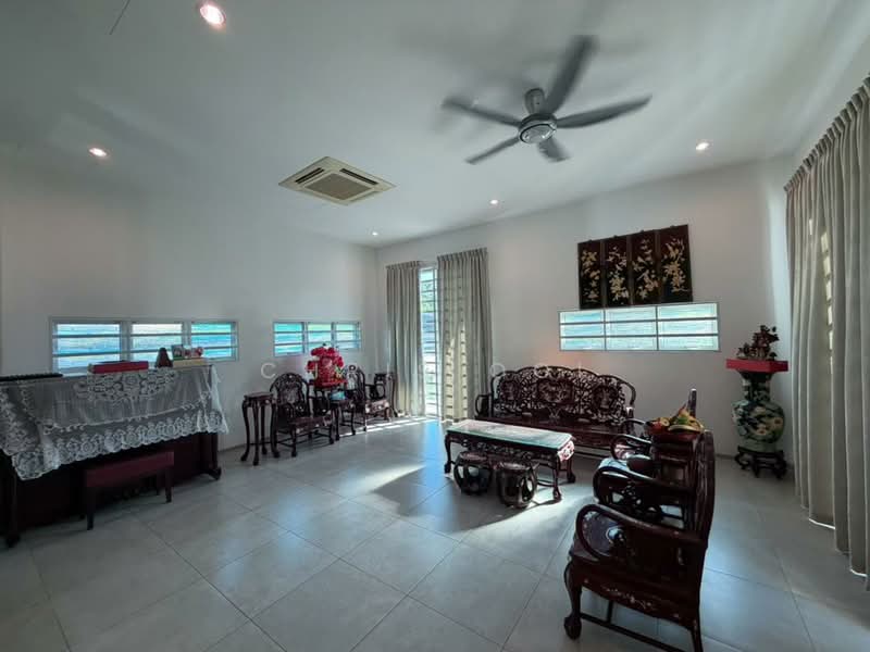 Rumah Banglo untuk Disewa di Minden Heights (Gelugor) - Chris Ooi - Living Room - PropertyGuru.com.my