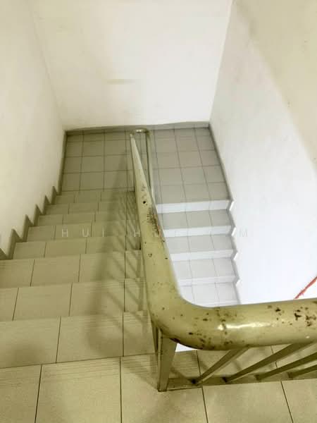Shop / Office for Sale in Taman Johor Jaya (Johor Bahru) - Hui Hui Lim - Corridor - PropertyGuru.com.my
