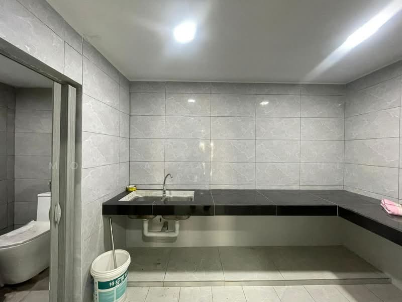 2.5-storey Terraced House for Sale in Sunway (Selangor) - Mohd Aizat Saiful Bahri - Bathroom - PropertyGuru.com.my