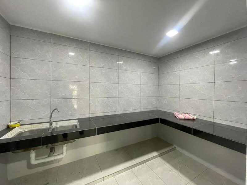 2.5-storey Terraced House for Sale in Sunway (Selangor) - Mohd Aizat Saiful Bahri - Kitchen - PropertyGuru.com.my