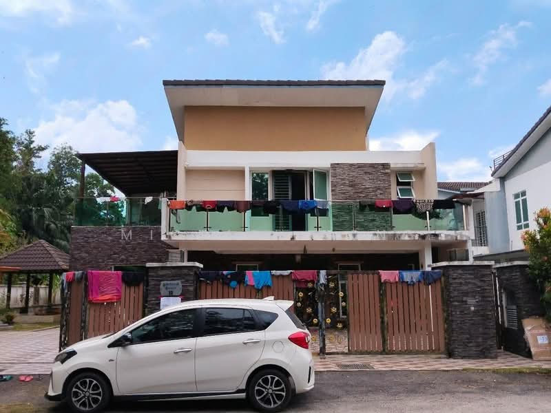 Semi-Detached House for Sale in Rawang (Selangor) - Michael Wong - Exterior - PropertyGuru.com.my