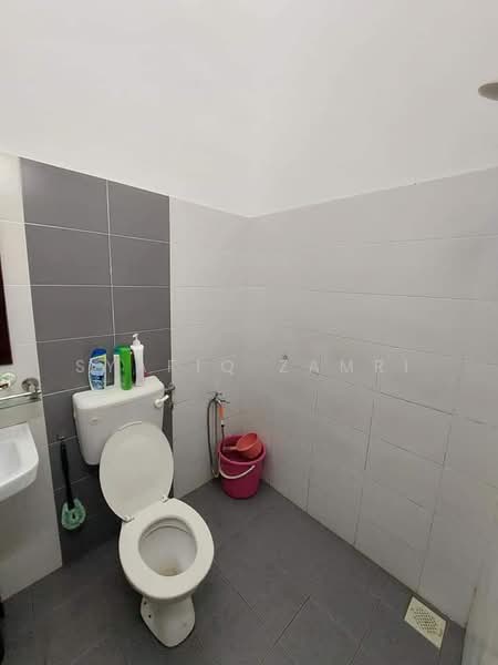 1-storey Terraced House for Sale in Taman Permatang Badak Maju (Kuantan) - Syafiq Zamri - Bathroom - PropertyGuru.com.my