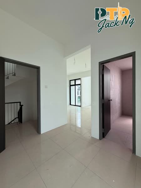 Rumah Teres 3 Tingkat untuk Dijual di Taman Tanjung Indah (Butterworth) - Jack Ng - Interior - PropertyGuru.com.my