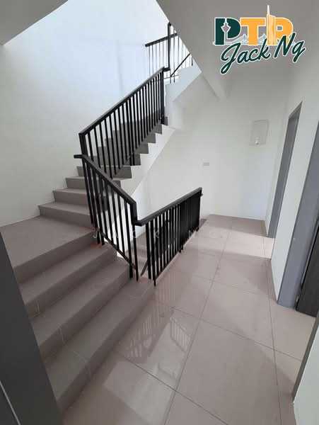 Rumah Teres 3 Tingkat untuk Dijual di Taman Tanjung Indah (Butterworth) - Jack Ng - Interior - PropertyGuru.com.my