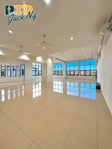 Rumah Teres 3 Tingkat untuk Dijual di Taman Tanjung Indah (Butterworth) - Jack Ng - Interior - PropertyGuru.com.my