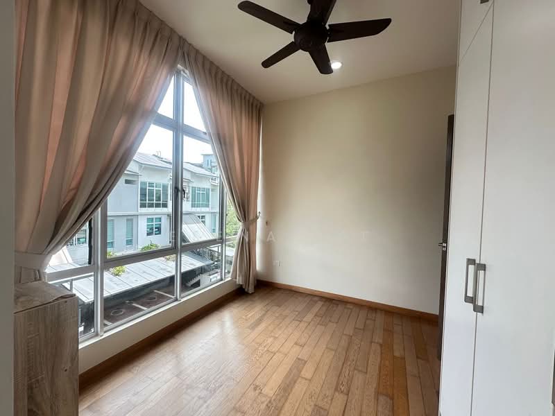 Rumah Bandar untuk Disewa di Taman Sutera Utama (Skudai) - Elena Lye - PropertyGuru.com.my