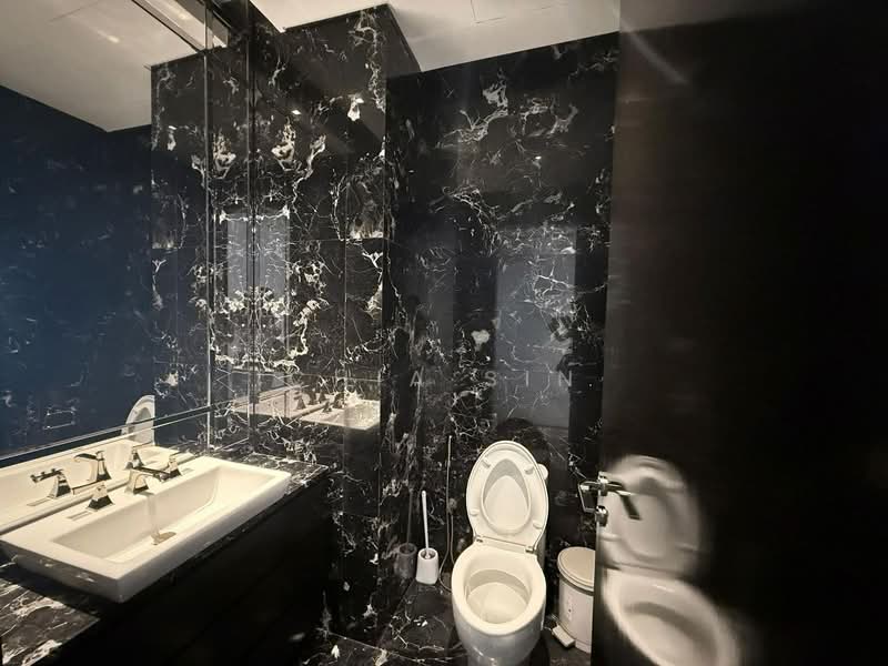 Service Residence for Rent at Four Seasons Place - Chia Sin - Bathroom - PropertyGuru.com.my