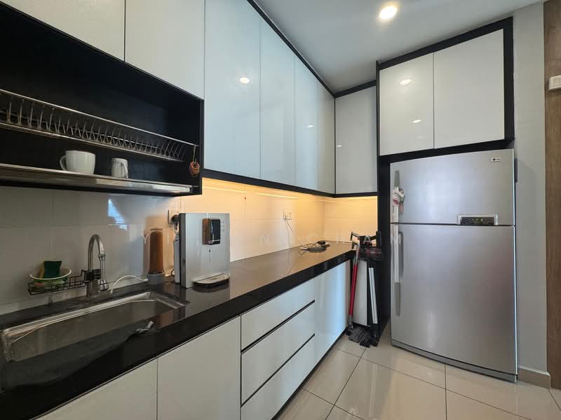 Condominium for Rent at The Henge - Yi Jun Cham - Kitchen - PropertyGuru.com.my