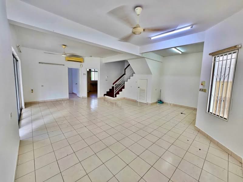 Rumah Teres 2 Tingkat untuk Dijual di Kota Damansara (Selangor) - Victor Liew - Living Room - PropertyGuru.com.my