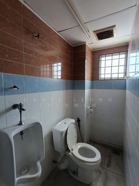 Office for Rent in Saujana Impian (Kajang) - Dante Leong Zhenwen - Bathroom - PropertyGuru.com.my