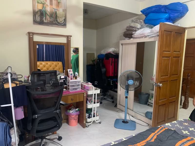 2-storey Terraced House for Sale in Seksyen 8 (Kota Damansara) - Victor Liew - Bedroom - PropertyGuru.com.my