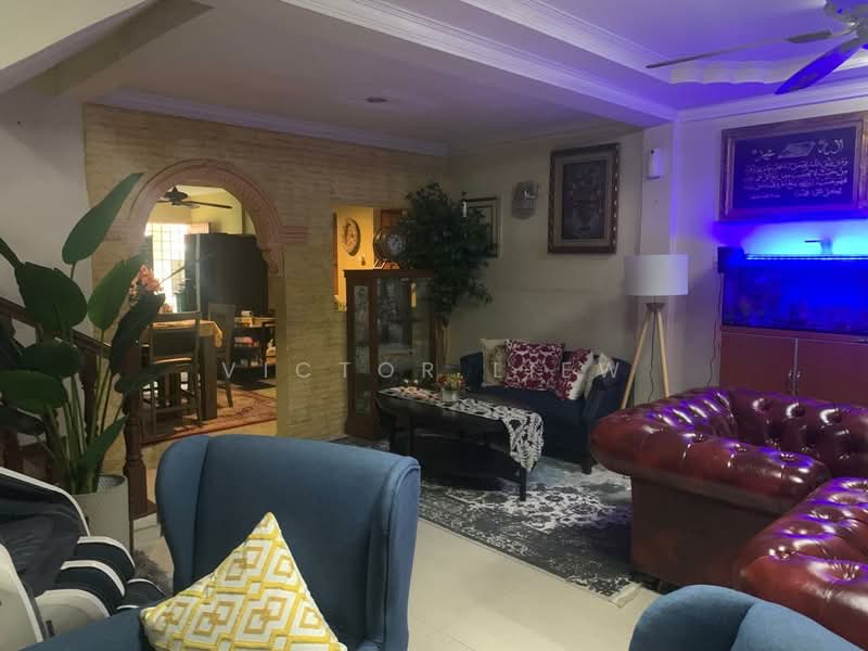 2-storey Terraced House for Sale in Seksyen 8 (Kota Damansara) - Victor Liew - Living Room - PropertyGuru.com.my