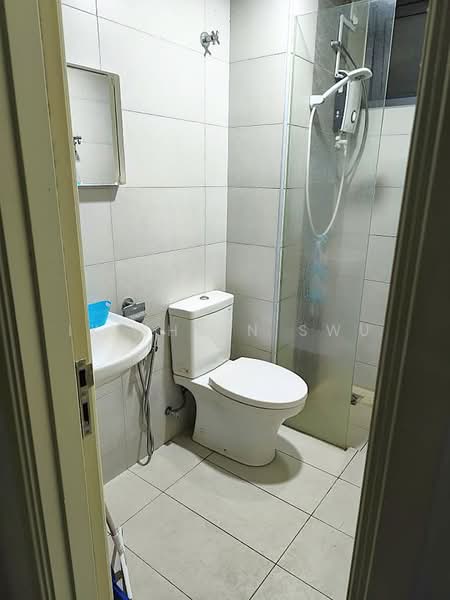 Servis Apartment untuk Dijual di Sfera Residency - Ik Shian Swu - Bathroom - PropertyGuru.com.my