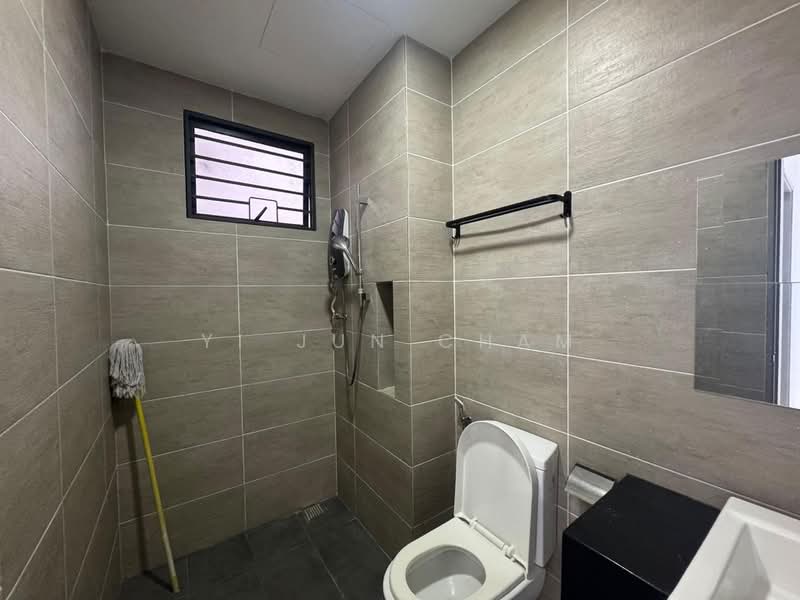 Kondominium untuk Disewa di Legend Heights - Yi Jun Cham - Bathroom - PropertyGuru.com.my