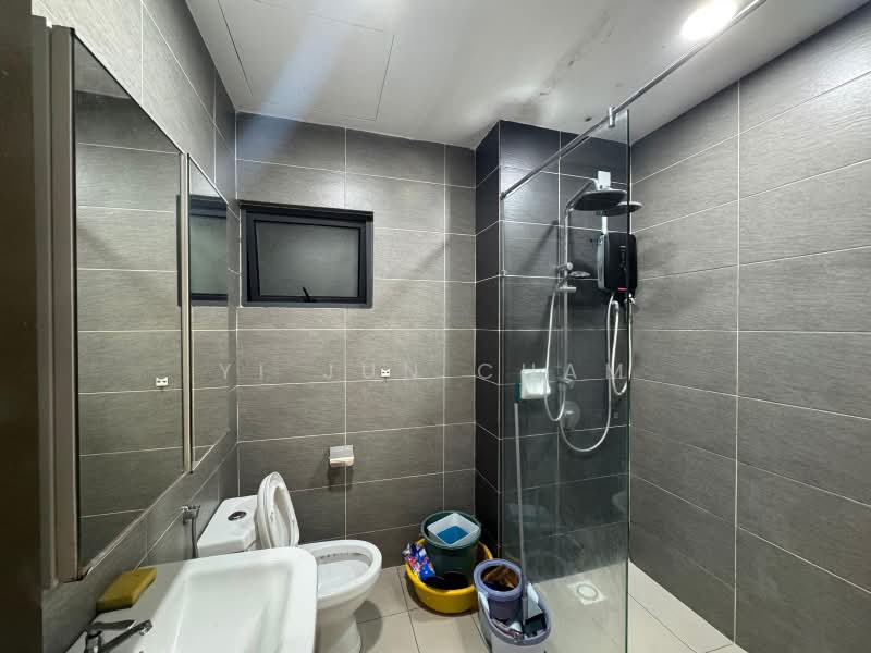 Condominium for Rent at The Henge - Yi Jun Cham - Bathroom - PropertyGuru.com.my