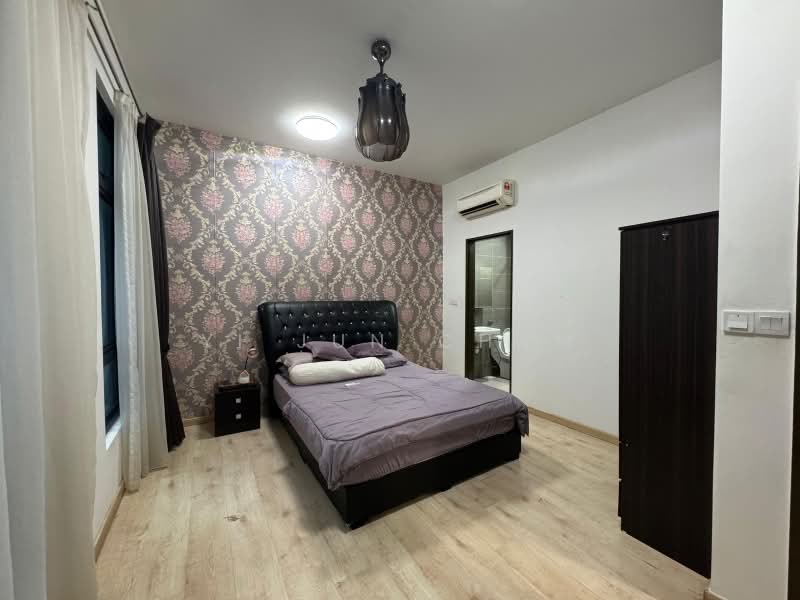 Condominium for Rent at The Henge - Yi Jun Cham - Bedroom - PropertyGuru.com.my