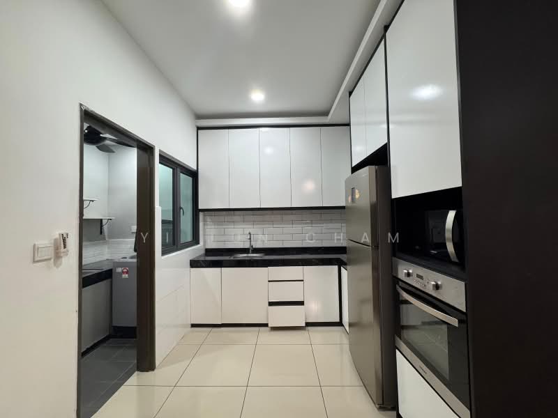 Condominium for Rent at The Henge - Yi Jun Cham - Kitchen - PropertyGuru.com.my
