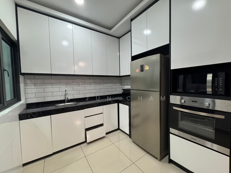 Condominium for Rent at The Henge - Yi Jun Cham - Kitchen - PropertyGuru.com.my