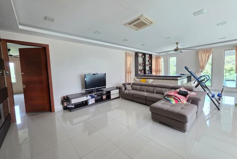 Bungalow for Sale in Rawang (Selangor) - Jessica Lim - Living Room - PropertyGuru.com.my