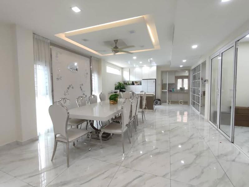 Bungalow House for Sale in SS19 (Subang Jaya) - Elaine Chong (Elle) - Dining Room - PropertyGuru.com.my