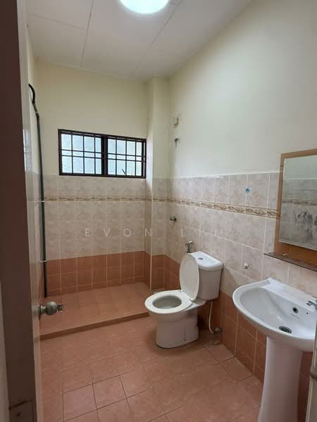 2-storey Terraced House for Rent in Segambut (Kuala Lumpur) - Evon Lim - Bathroom - PropertyGuru.com.my