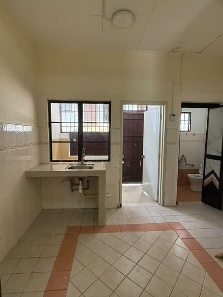 2-storey Terraced House for Rent in Segambut (Kuala Lumpur) - Evon Lim - Kitchen - PropertyGuru.com.my