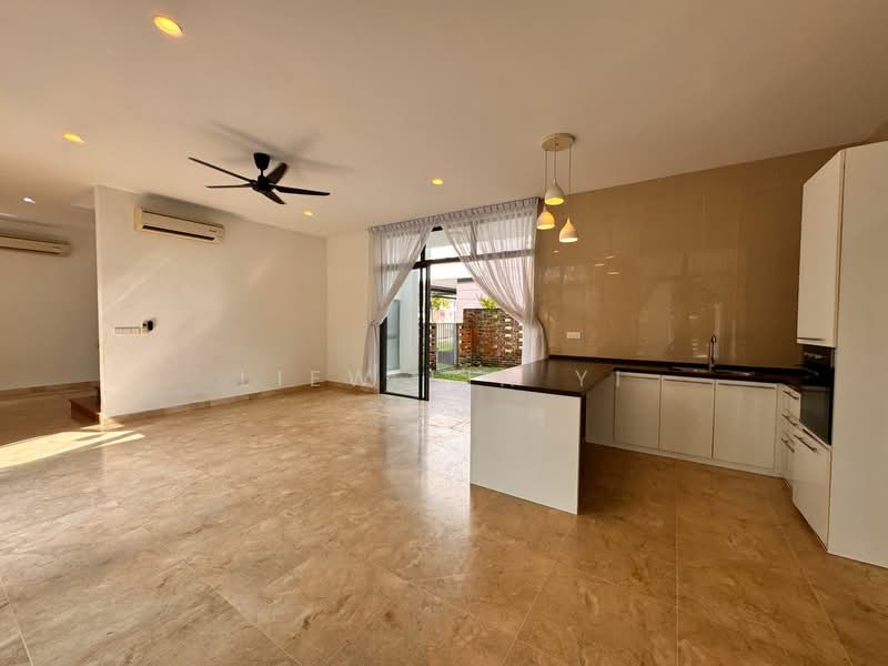 Bungalow for Rent in Iskandar Puteri (Nusajaya) (Johor) - Liew Lih Yi - Living Room - PropertyGuru.com.my