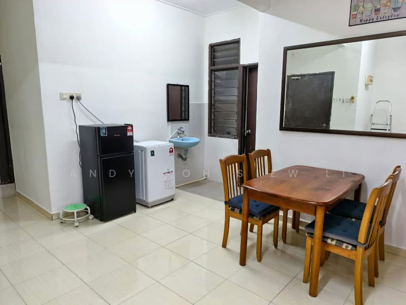 Flat for Rent at Taman Ehsan Jaya - Mandy Goh Siew Li - Dining Room - PropertyGuru.com.my