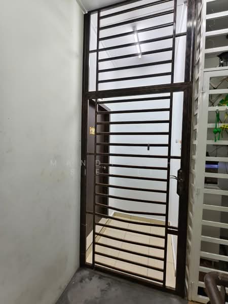 Flat for Rent at Taman Ehsan Jaya - Mandy Goh Siew Li - Entrance - PropertyGuru.com.my