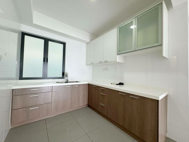 Apartment for Rent at Ponderosa Lakeside Apartment - Chris Chin - Kitchen - PropertyGuru.com.my