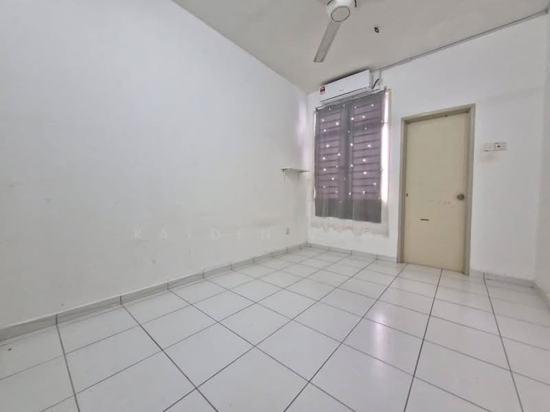 2-storey Terraced House for Sale in Taman Desa Tebrau (Tebrau) - Kayden Voon - Interior - PropertyGuru.com.my