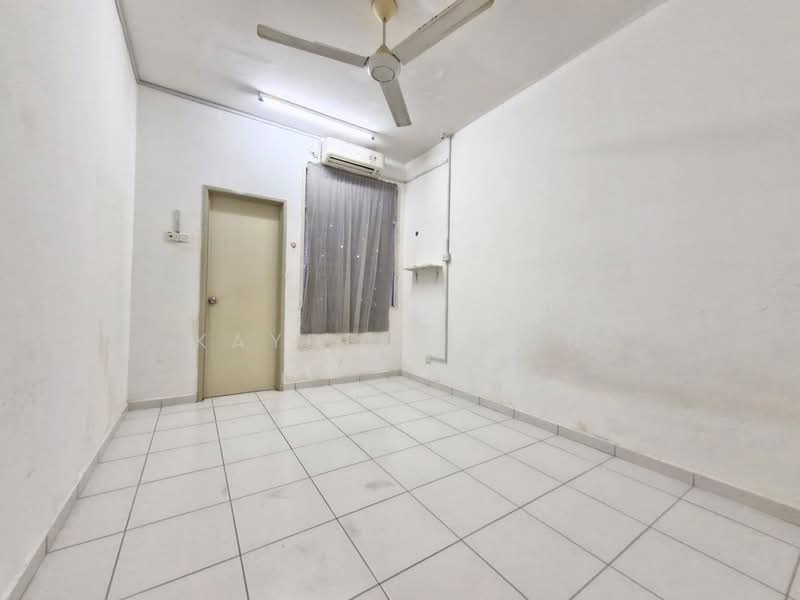 2-storey Terraced House for Sale in Taman Desa Tebrau (Tebrau) - Kayden Voon - Interior - PropertyGuru.com.my