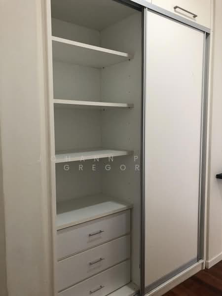 Servis Apartment untuk Dijual di Jaya One Residences - Johann Paul Gregory - Interior - PropertyGuru.com.my