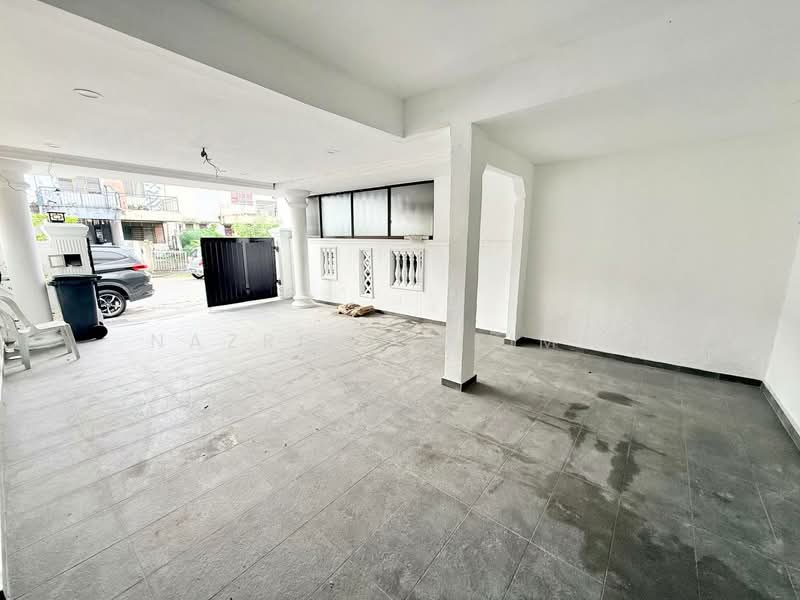 Rumah Teres untuk Dijual di Senawang (Negeri Sembilan) - Nazrin Hakimin - Entrance - PropertyGuru.com.my