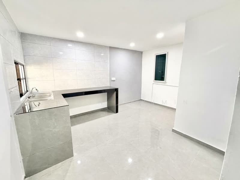 Rumah Teres untuk Dijual di Senawang (Negeri Sembilan) - Nazrin Hakimin - PropertyGuru.com.my