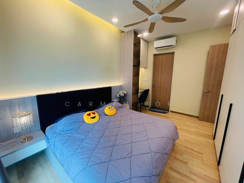 Condominium for Rent at QuayWest Residence - Carmen Por - Bedroom - PropertyGuru.com.my