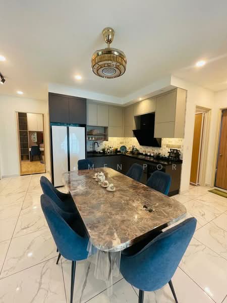 Condominium for Rent at QuayWest Residence - Carmen Por - Kitchen - PropertyGuru.com.my