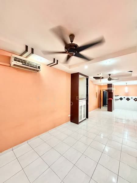 Apartment for Sale at Taman Tampoi Indah - Suk Teng Choong - Living Room - PropertyGuru.com.my