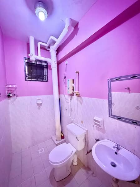 Apartment for Sale at Taman Tampoi Indah - Suk Teng Choong - Bathroom - PropertyGuru.com.my