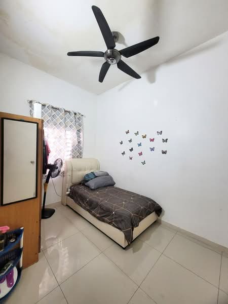 Rumah Teres 2.5 Tingkat untuk Dijual di Taman Cahaya Alam (Shah Alam) - Ali Idris - Bedroom - PropertyGuru.com.my