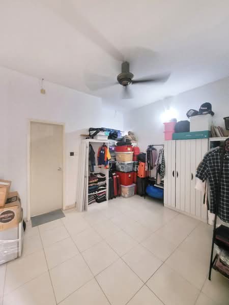 Rumah Teres 2.5 Tingkat untuk Dijual di Taman Cahaya Alam (Shah Alam) - Ali Idris - Interior - PropertyGuru.com.my