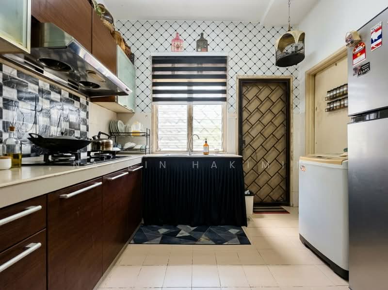 Terraced House for Sale in Sungai Buloh (Selangor) - Nazrin Hakimin - PropertyGuru.com.my