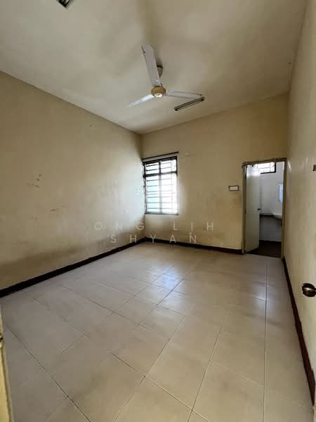 Rumah Teres 2 Tingkat untuk Dijual di Setia Tropika (Johor Bahru) - Ong Lih Shyan - Interior - PropertyGuru.com.my