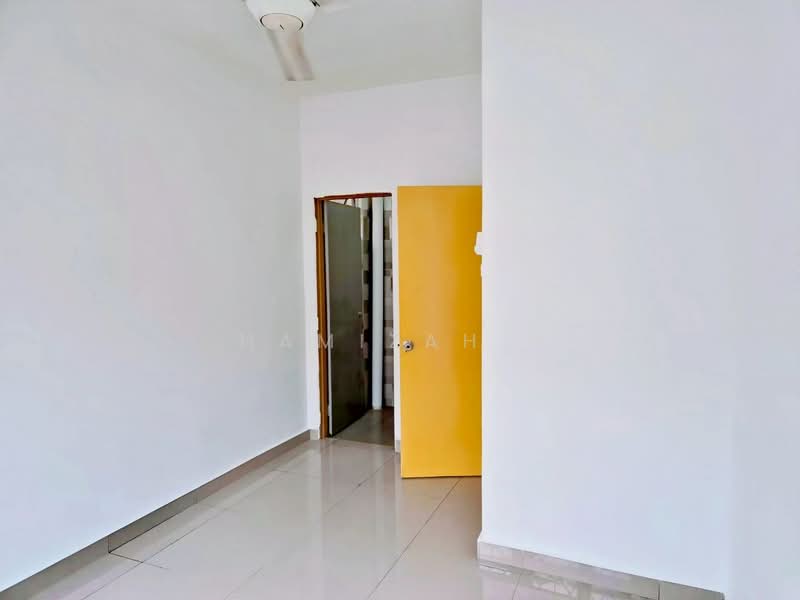 Rumah Flat untuk Disewa di Taman Angsana Hilir - Hamizah . - PropertyGuru.com.my