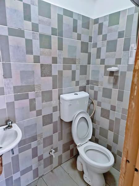 Rumah Flat untuk Disewa di Taman Angsana Hilir - Hamizah . - PropertyGuru.com.my