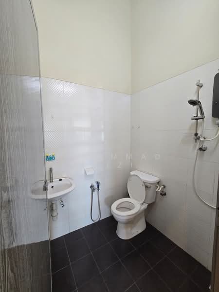 Terraced House for Sale in Kuantan (Pahang) - Mohammad Azizi - PropertyGuru.com.my
