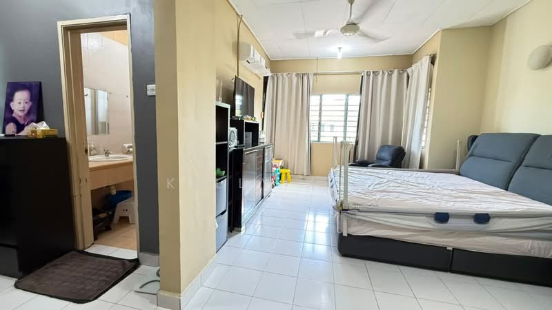 Rumah Teres 2 Tingkat untuk Dijual di Bukit Jelutong (Shah Alam) - Kelly Kok - PropertyGuru.com.my