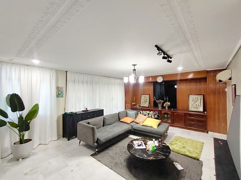 Rumah Banglo untuk Dijual di Seksyen 11 (Shah Alam) - NORFADILAH ZAINUDDIN - Living Room - PropertyGuru.com.my