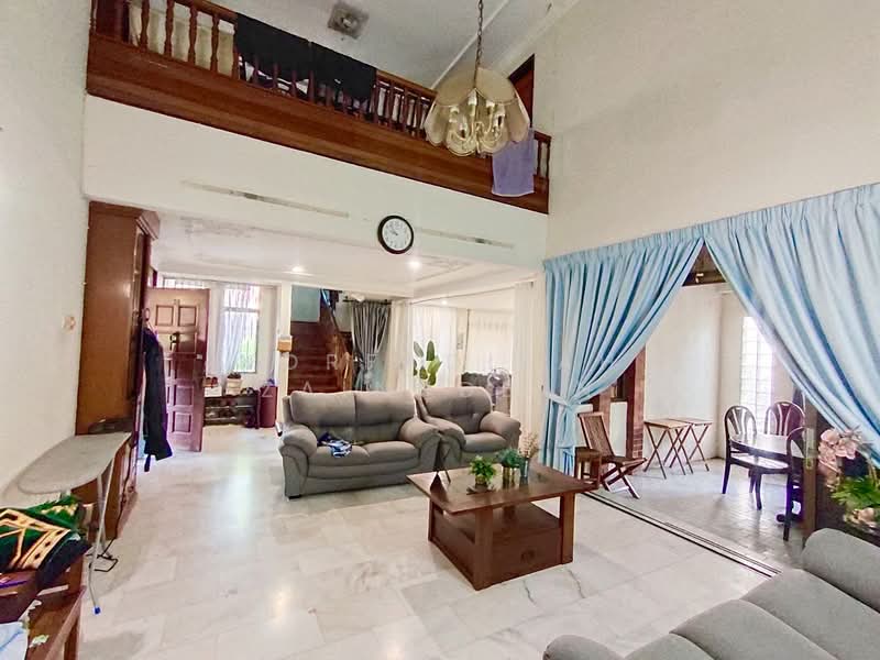Rumah Banglo untuk Dijual di Seksyen 11 (Shah Alam) - NORFADILAH ZAINUDDIN - Living Room - PropertyGuru.com.my