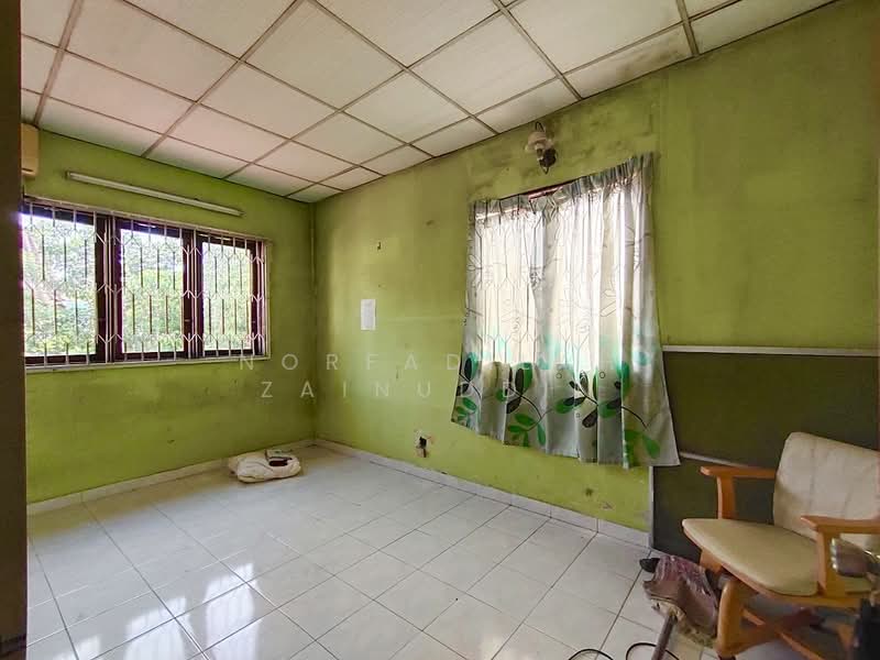 Rumah Banglo untuk Dijual di Seksyen 11 (Shah Alam) - NORFADILAH ZAINUDDIN - Interior - PropertyGuru.com.my